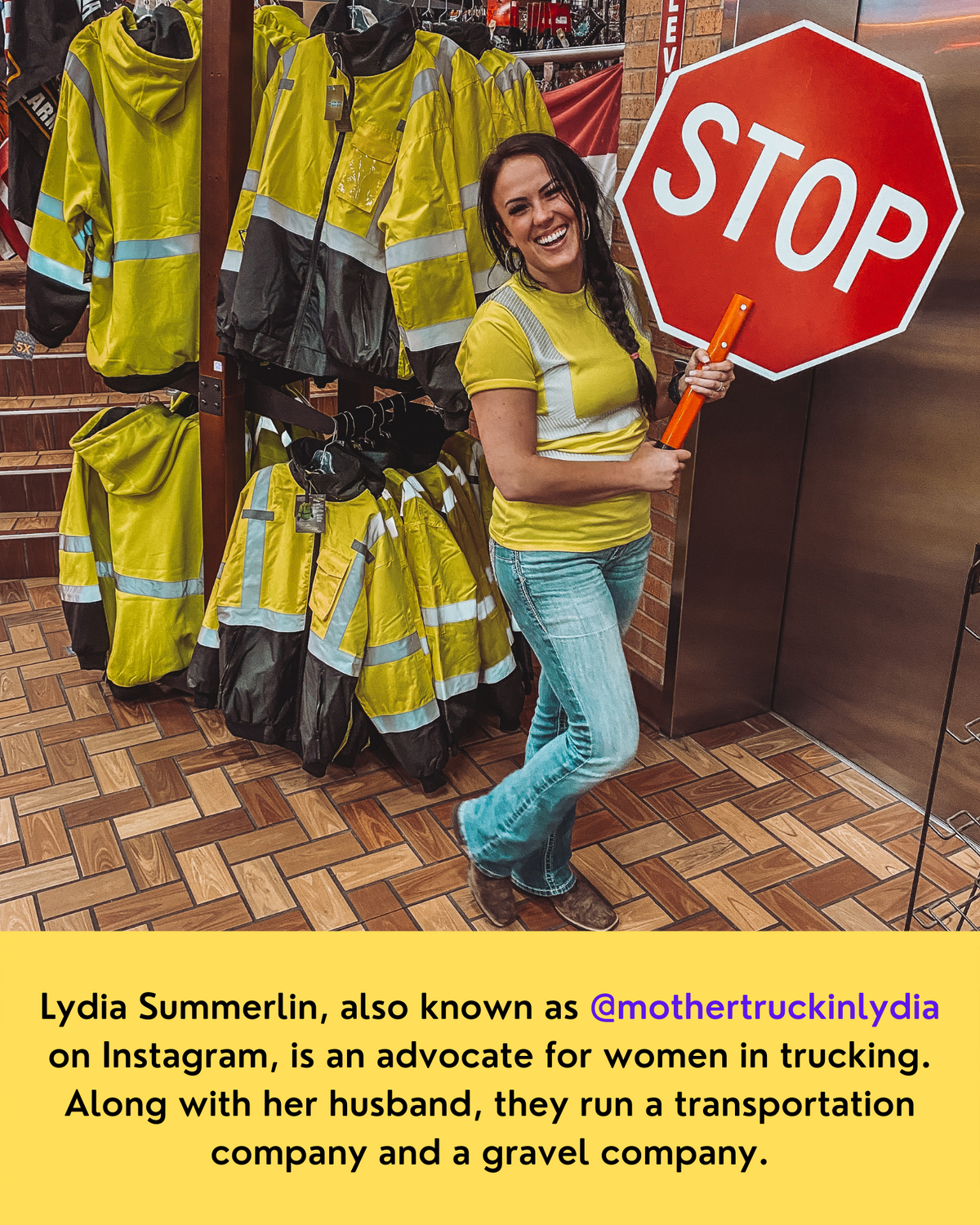 UHV997 Women&#39;s HiVis Short Sleeve Tee